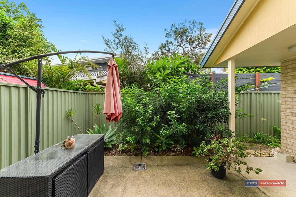 2/8 Boultwood Street COFFS HARBOUR 8