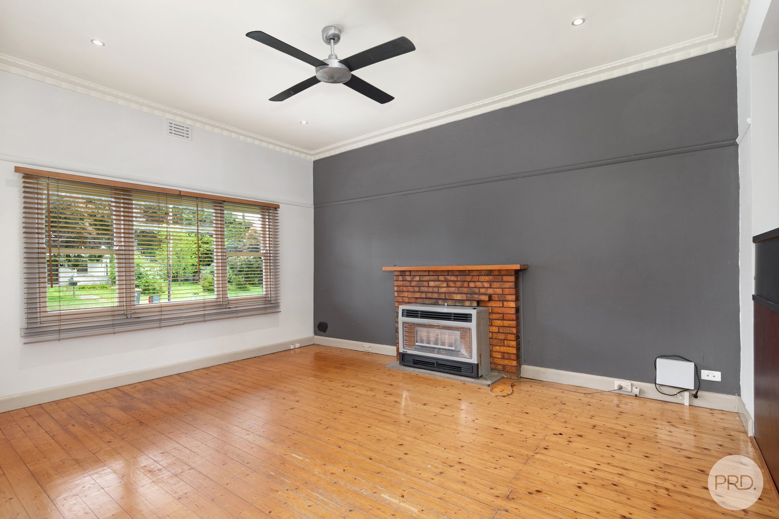 28 Bradbury Street BROWN HILL 3