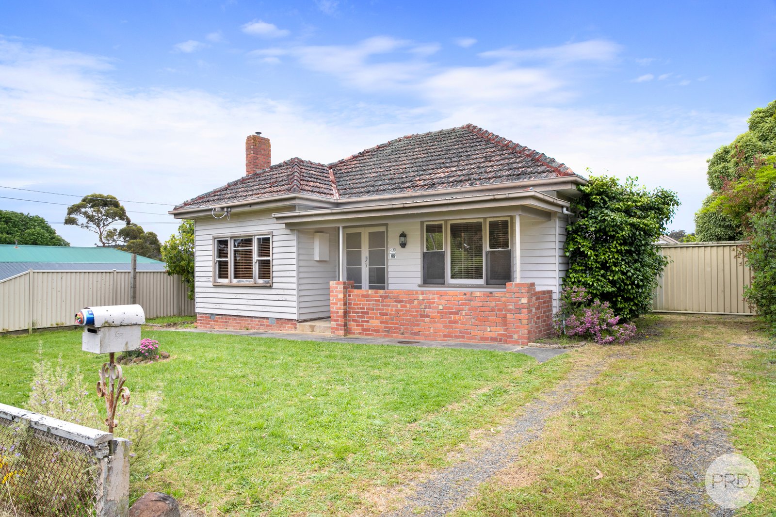 28 Bradbury Street BROWN HILL 11