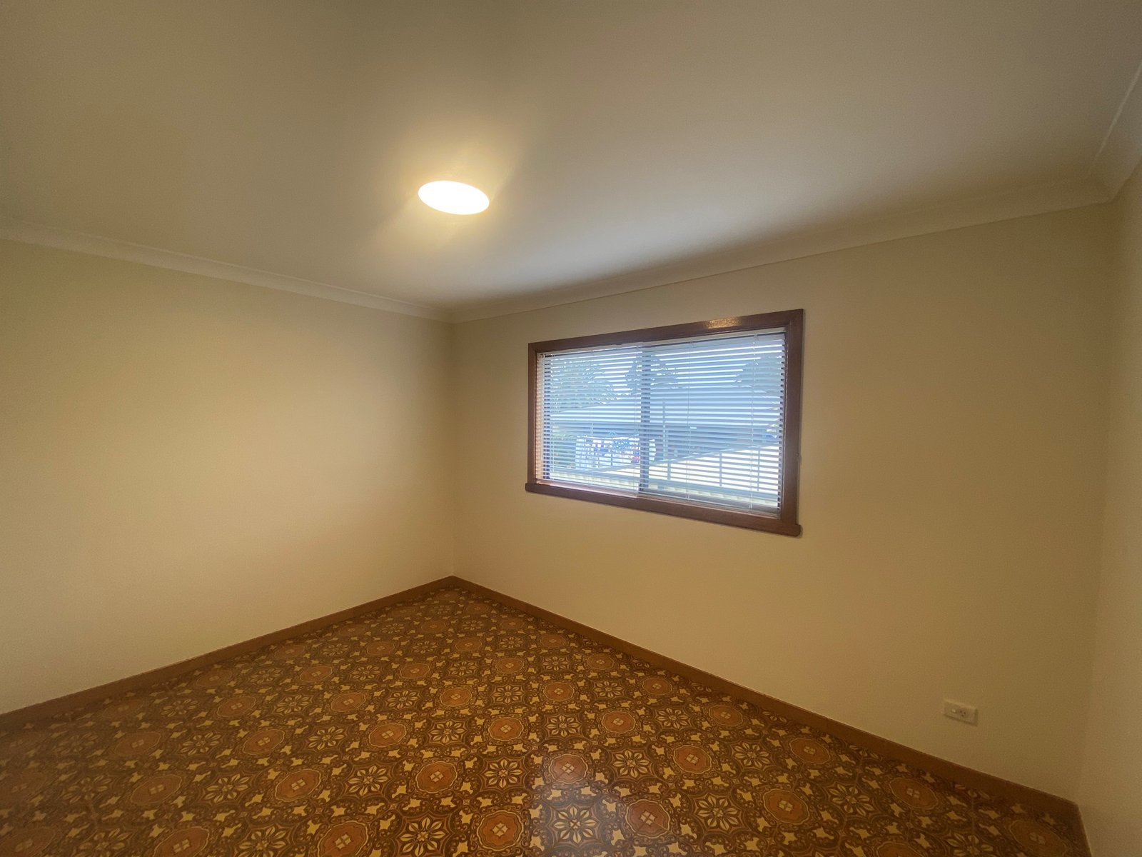 28 Bradshaw Avenue MOOREBANK 5