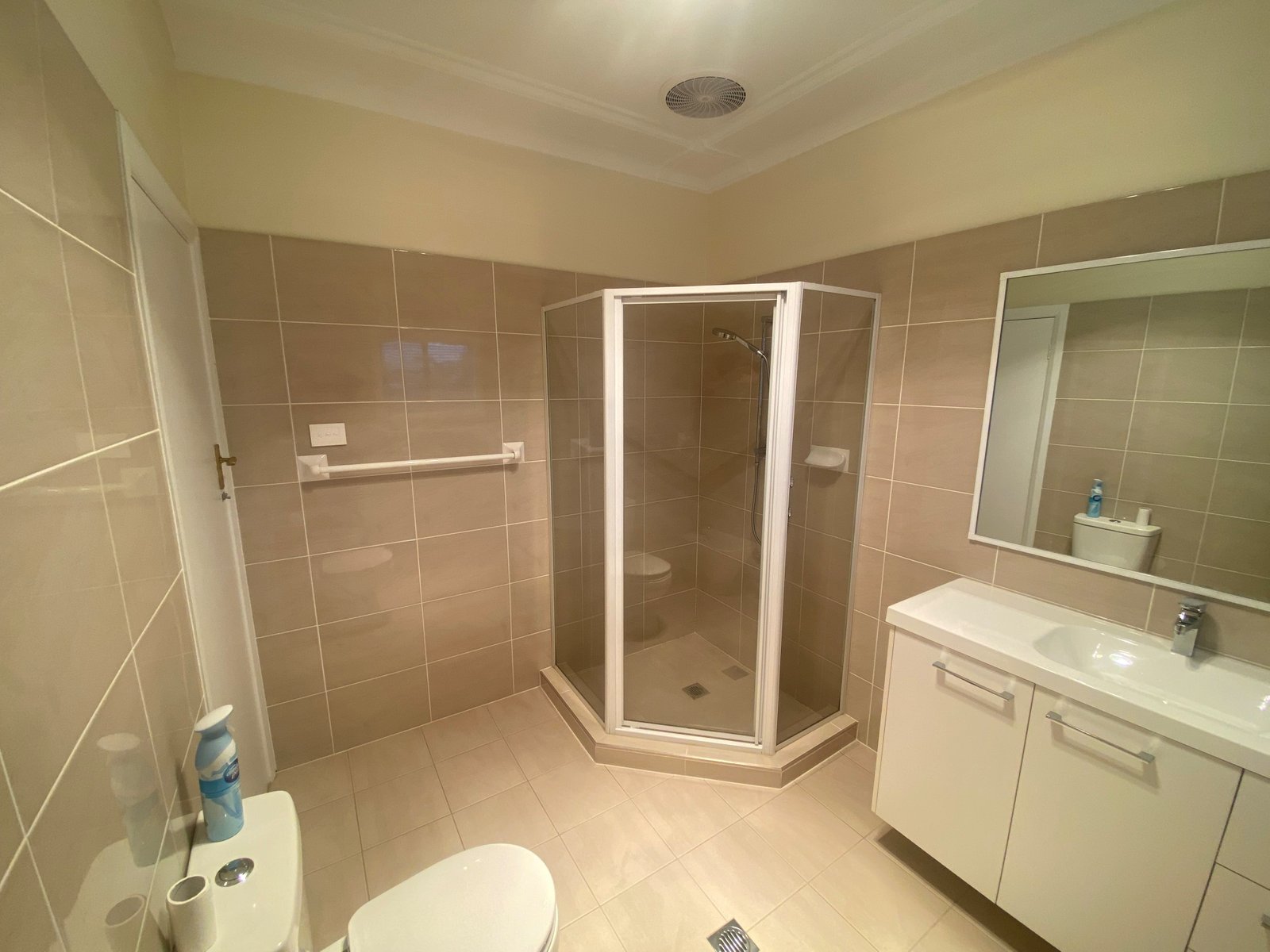 28 Bradshaw Avenue MOOREBANK 12