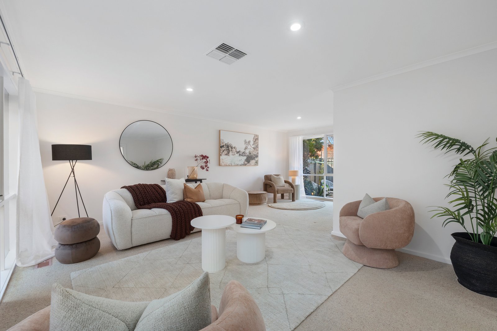 Gallery: 2/8 Brindisi Street