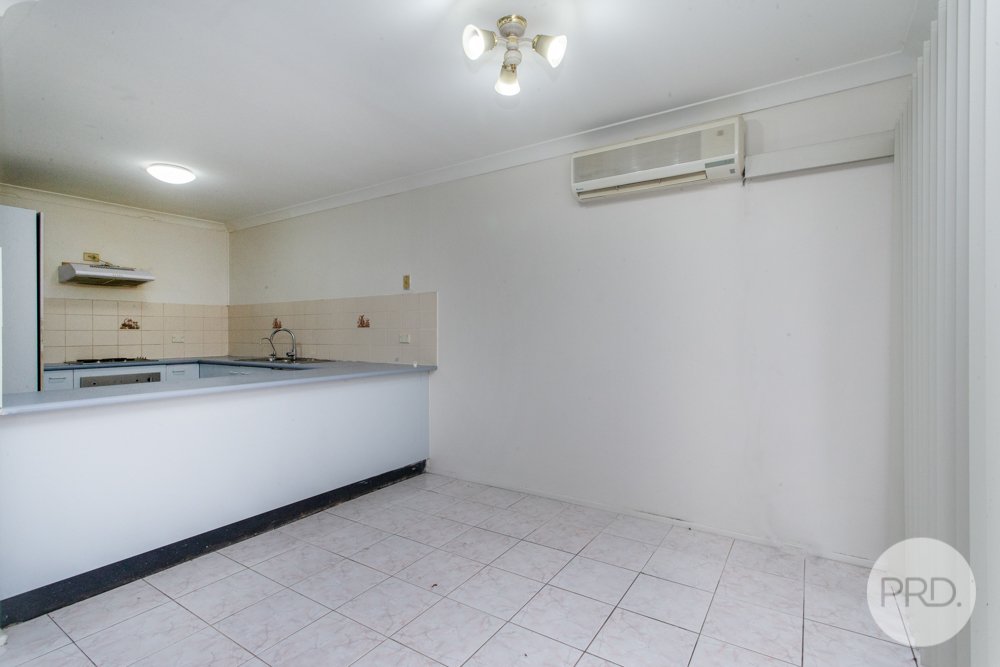 2/8 Bringelly Road KINGSWOOD 2