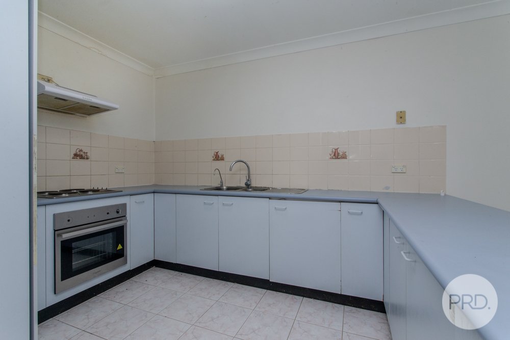 2/8 Bringelly Road KINGSWOOD 3