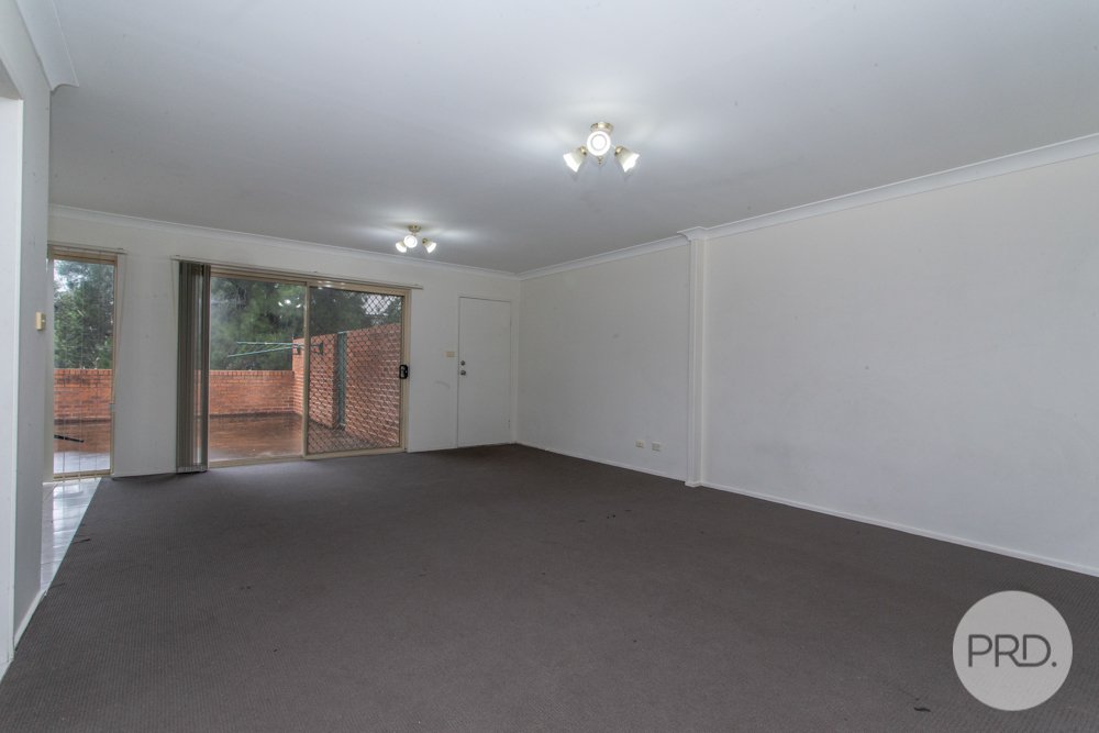 2/8 Bringelly Road KINGSWOOD 5