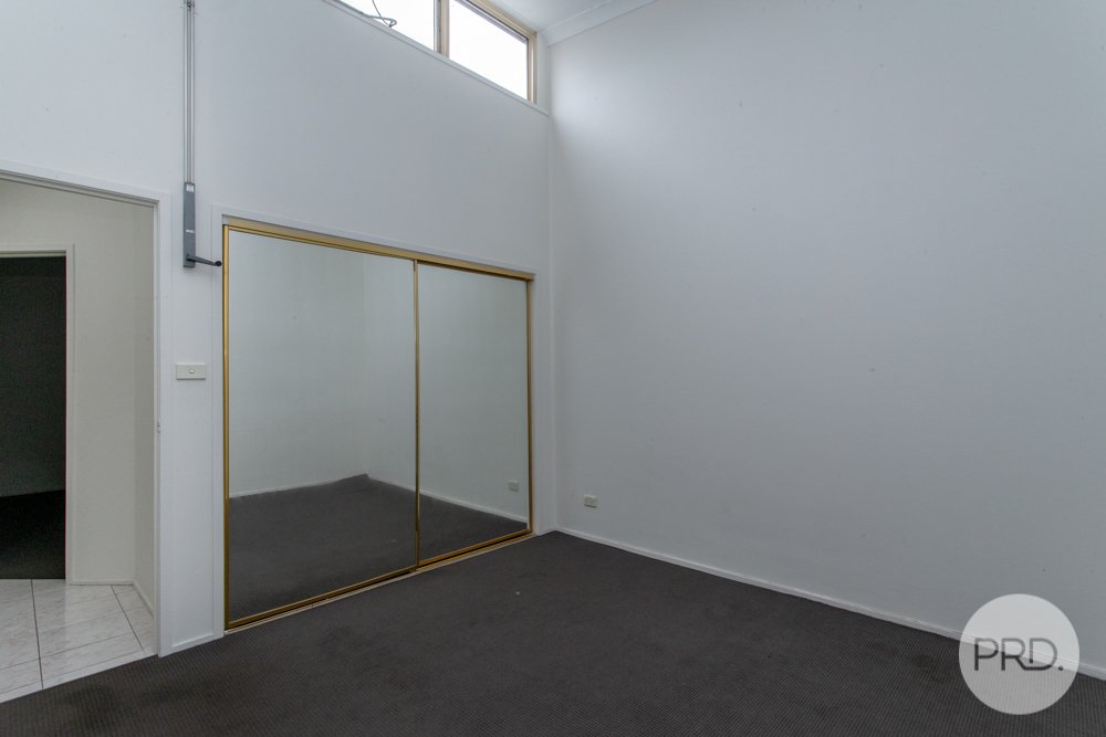 2/8 Bringelly Road KINGSWOOD 7