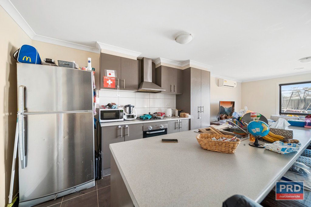 28 Bursaria Street JACKASS FLAT 3