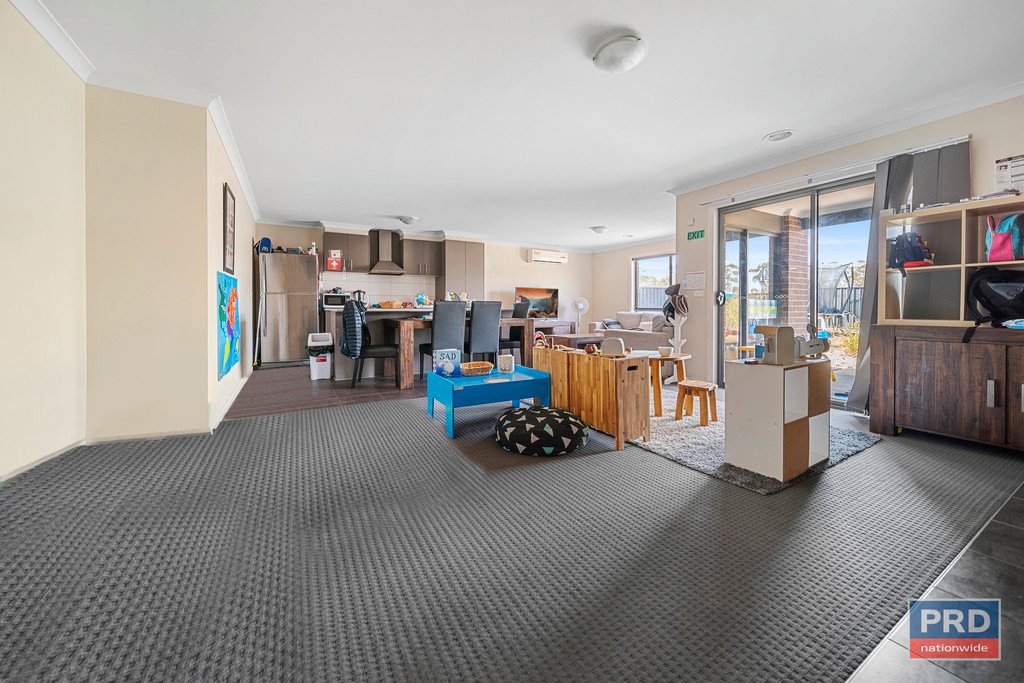 28 Bursaria Street JACKASS FLAT 4