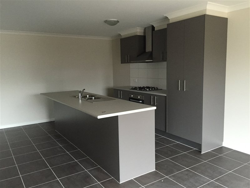 28 Bursaria Street JACKASS FLAT 2