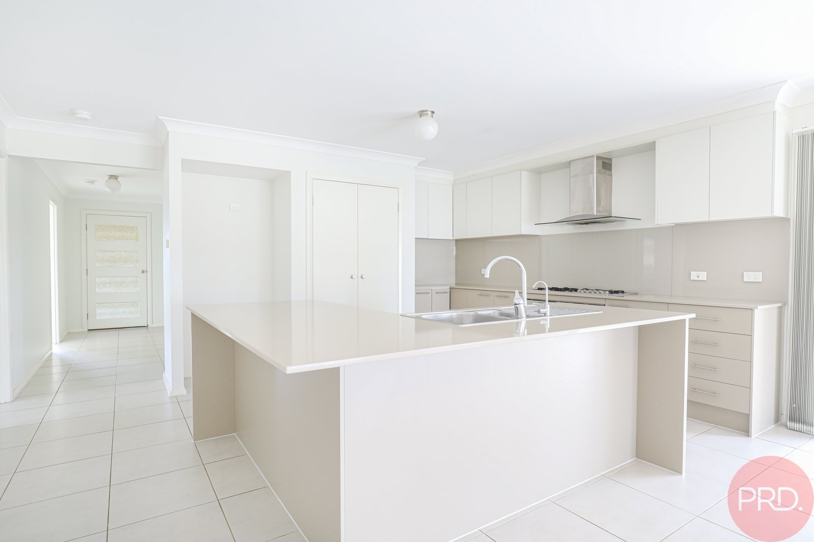 28 Cagney Road RUTHERFORD 4