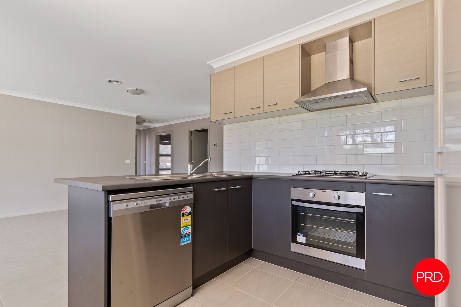 28 Camden Way STRATHFIELDSAYE 3