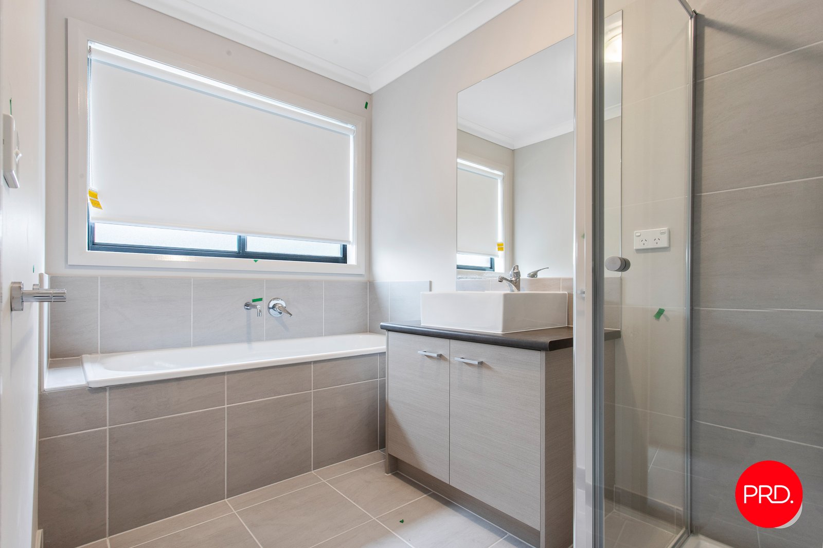 28 Camden Way STRATHFIELDSAYE 11