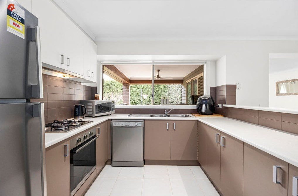 28 Canadian Springs Drive CANADIAN 2