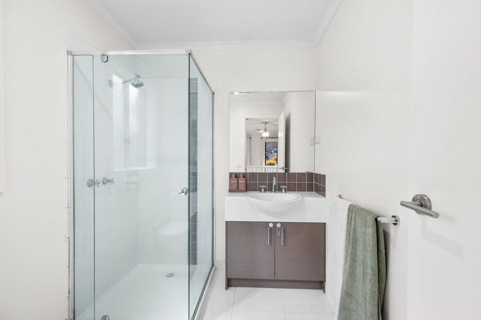 28 Canadian Springs Drive CANADIAN 6