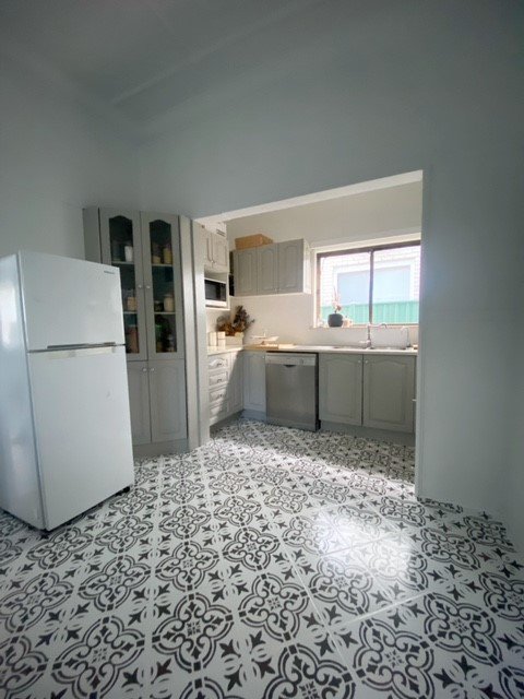 28 Canarys Road ROSELANDS 4