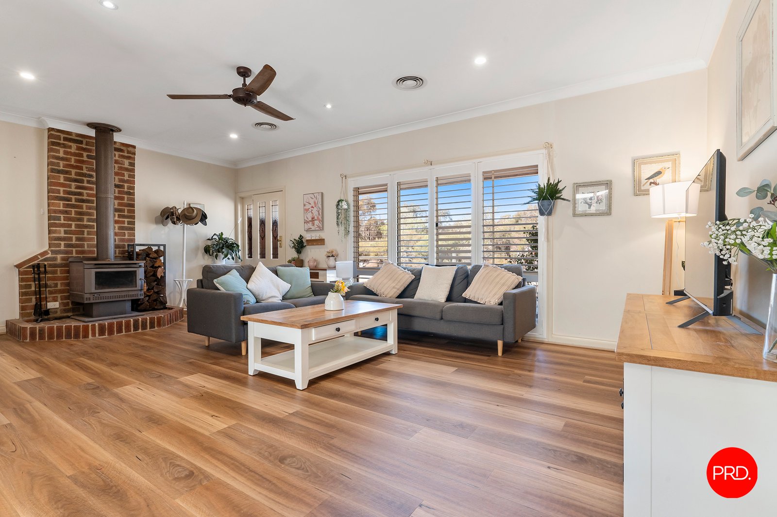 28 Candlebark Court LONGLEA 3