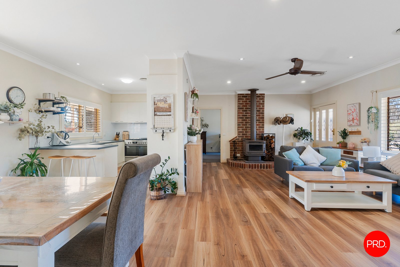 28 Candlebark Court LONGLEA 4