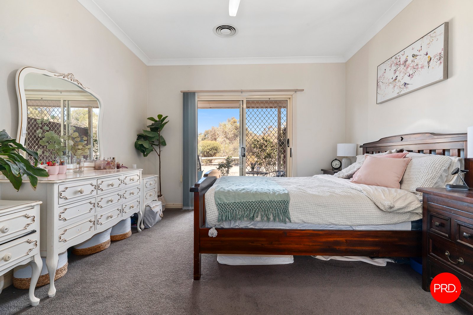 28 Candlebark Court LONGLEA 10