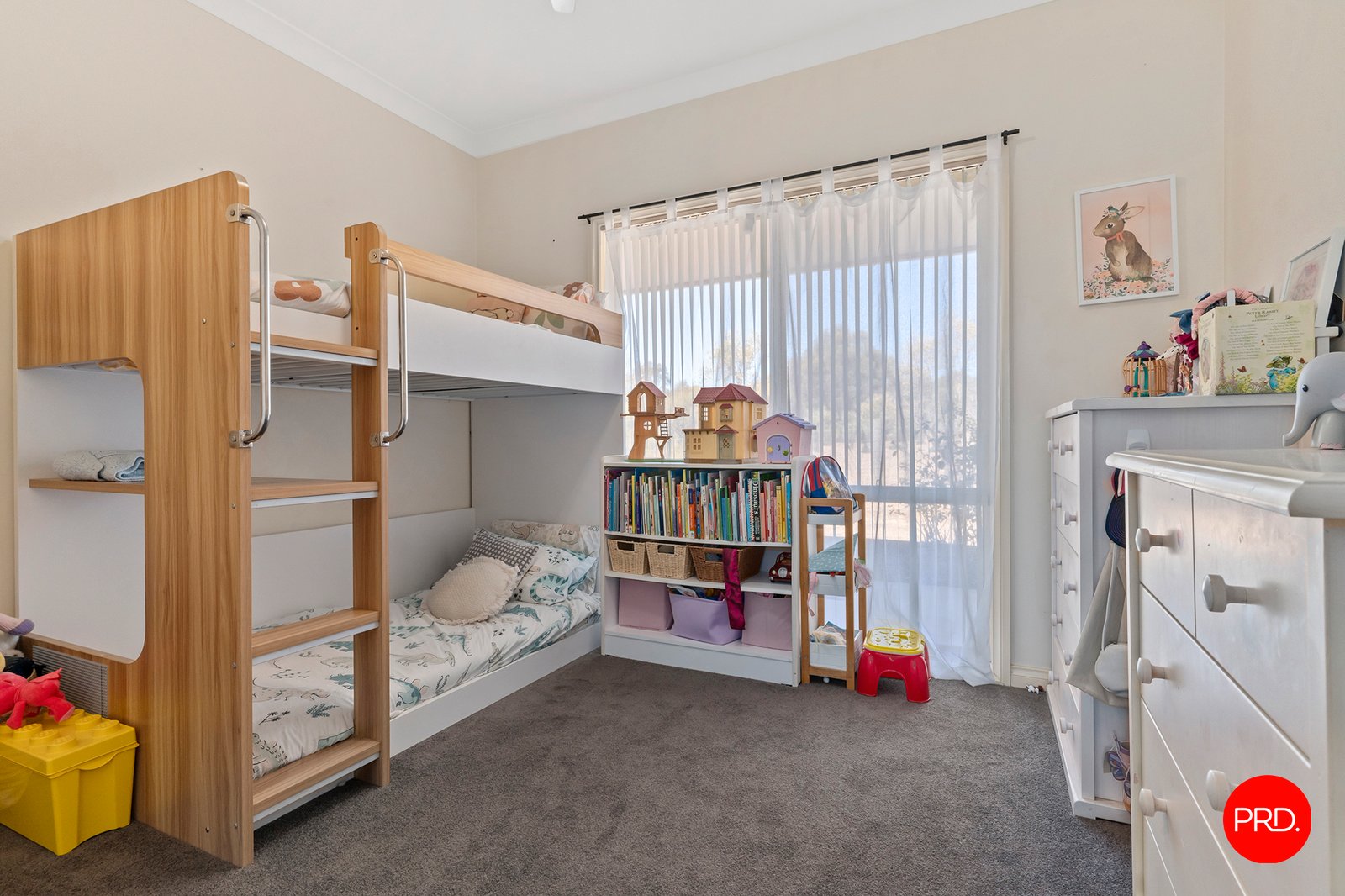 28 Candlebark Court LONGLEA 12