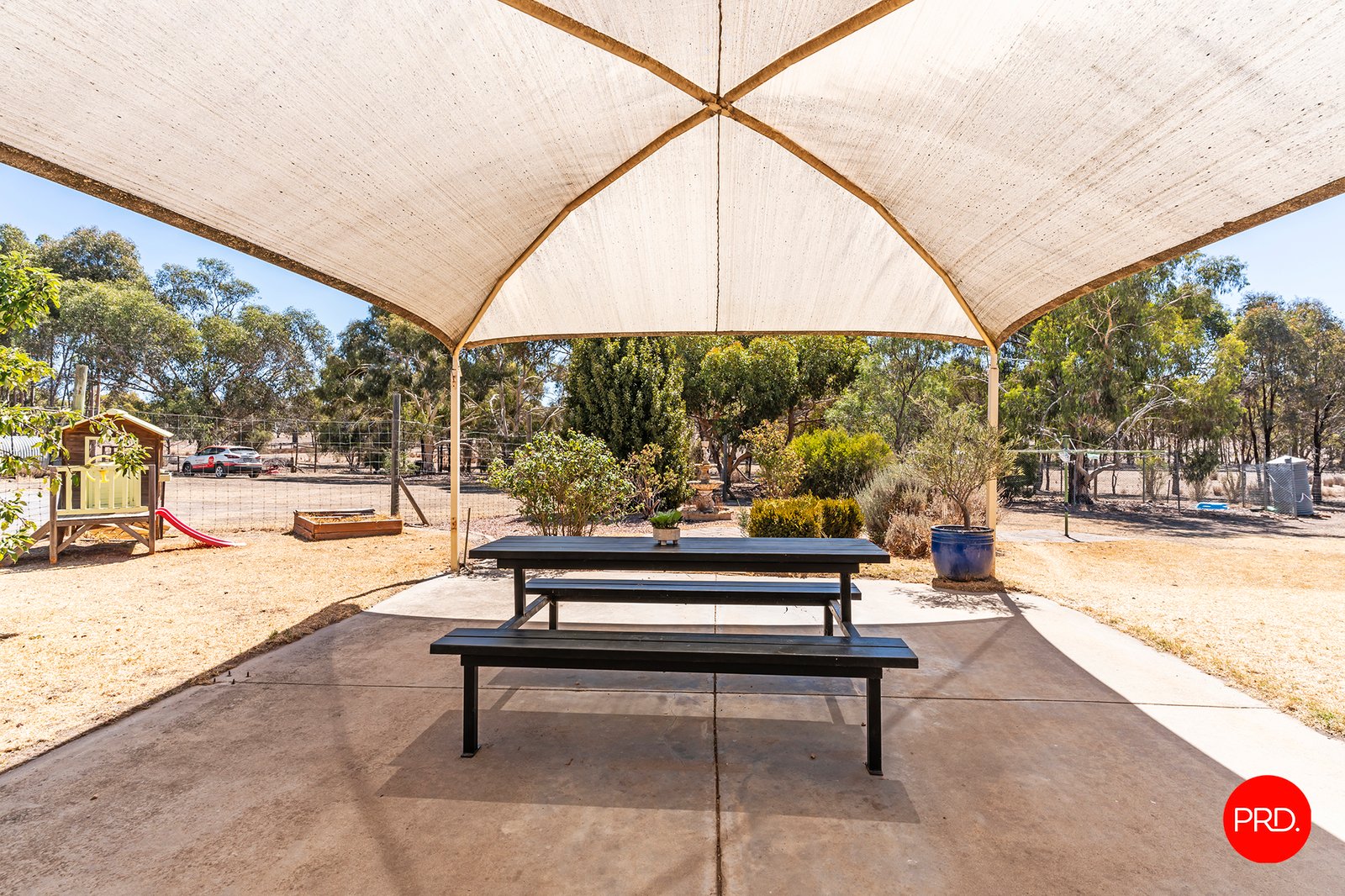 28 Candlebark Court LONGLEA 17