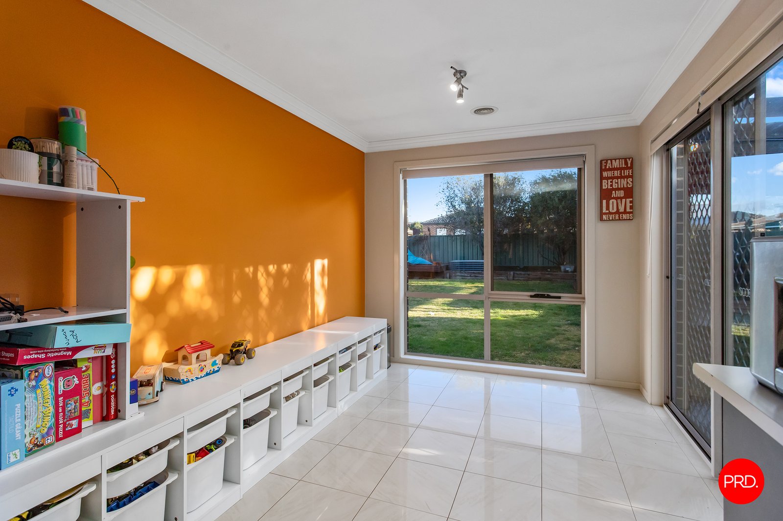 28 Candlewood Drive STRATHFIELDSAYE 9