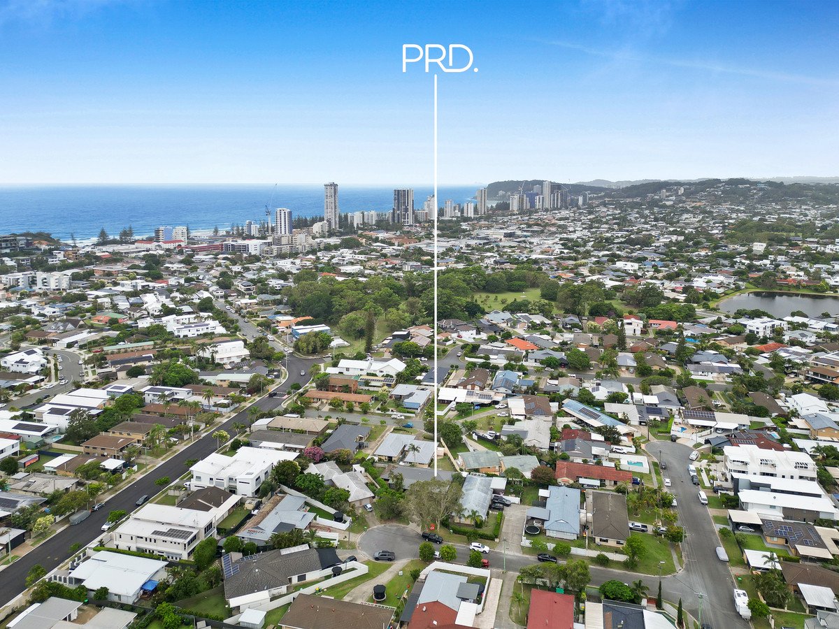 2/8 Cantwell Court Miami 5