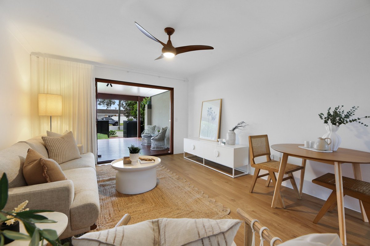 2/8 Cantwell Court Miami 11