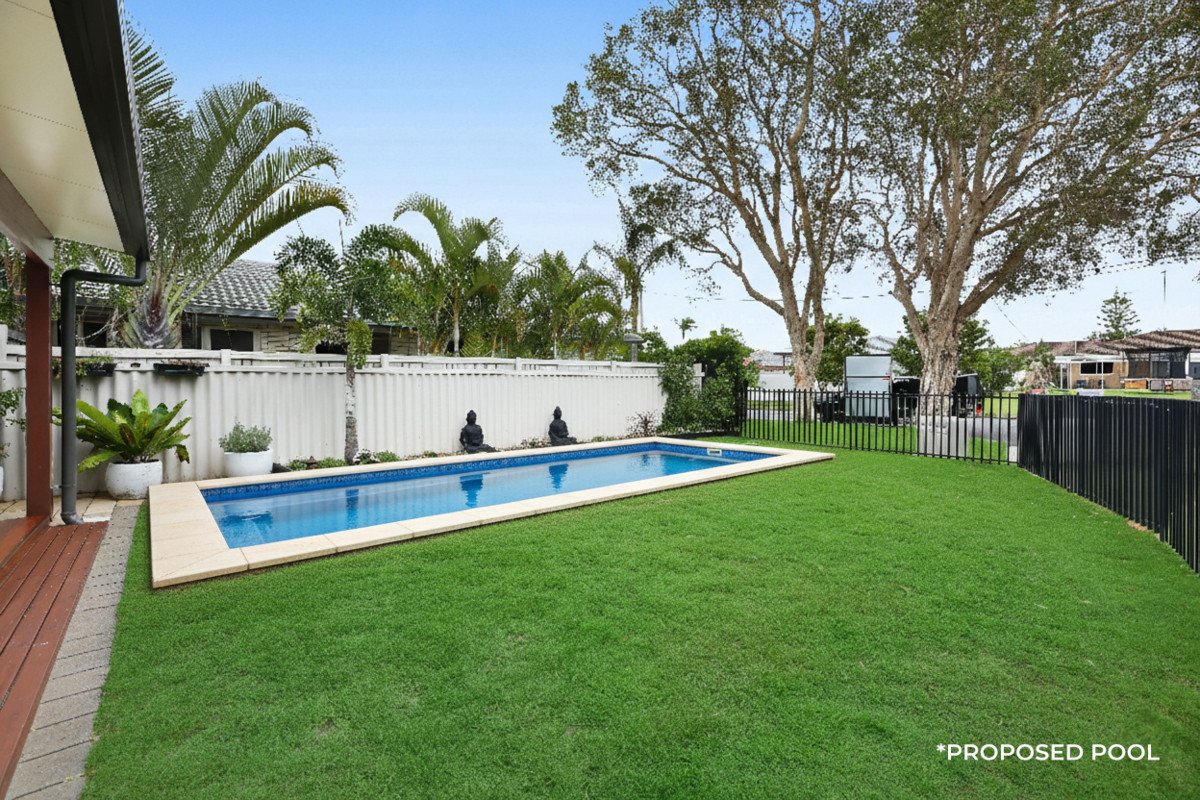 2/8 Cantwell Court Miami 24