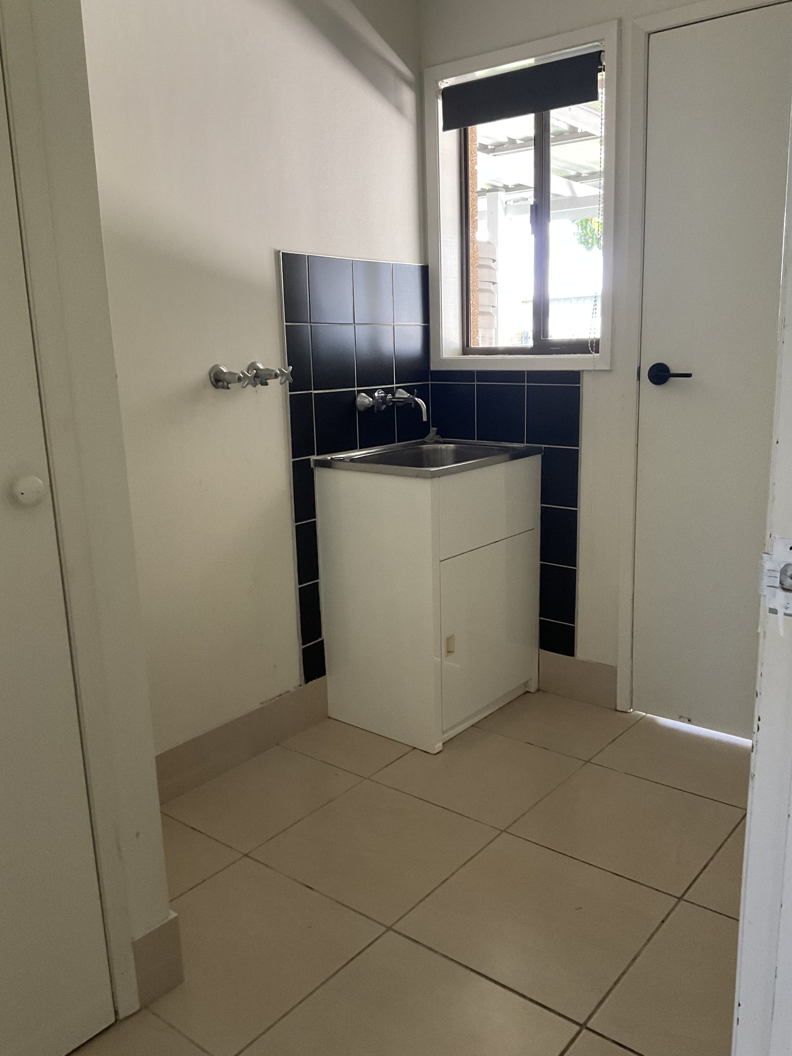 28 Caringa Street URANGAN 8