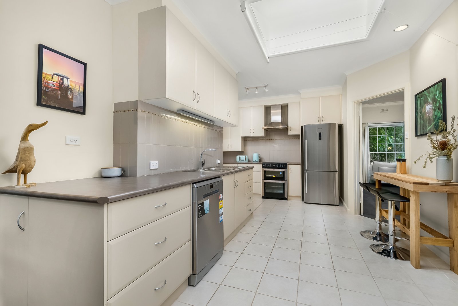Gallery: 28 Carlyle Street