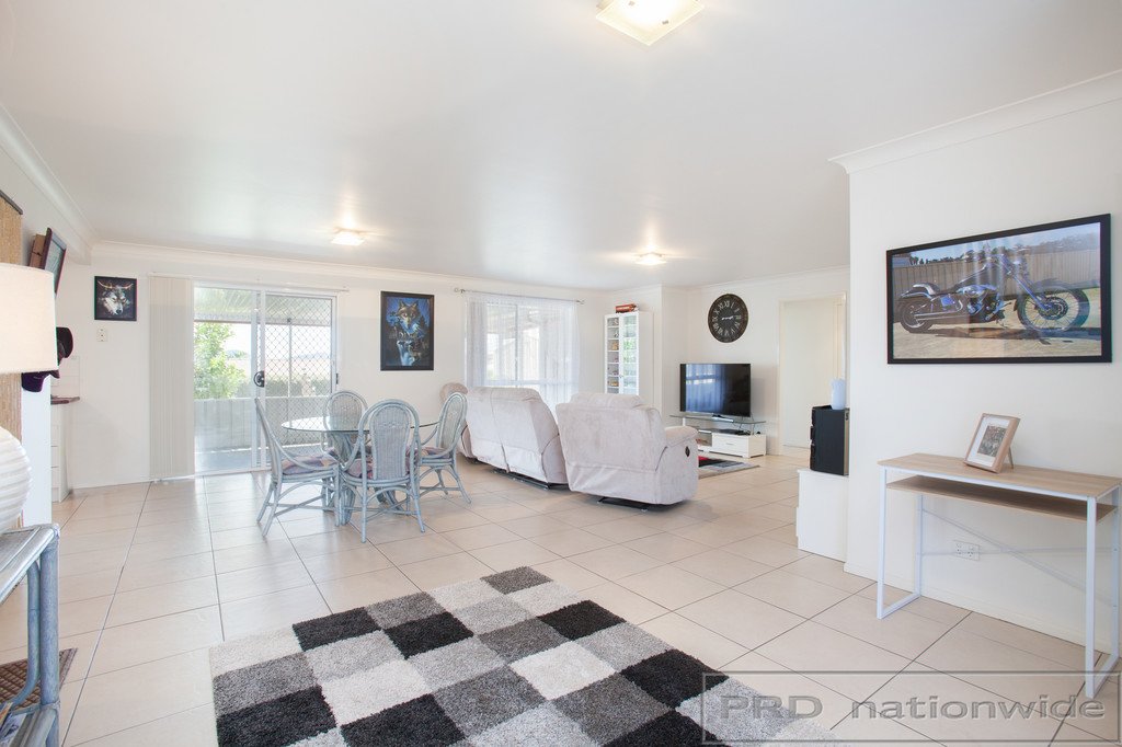 28 Carroll Ave  RUTHERFORD 9
