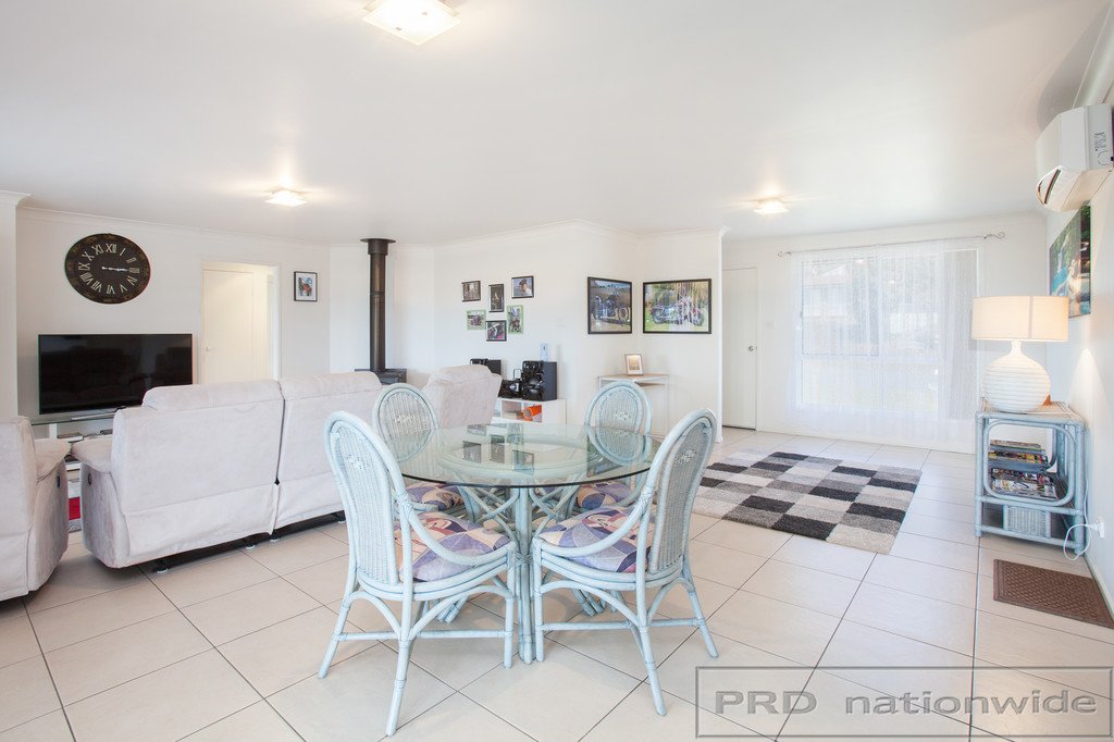 28 Carroll Ave  RUTHERFORD 12