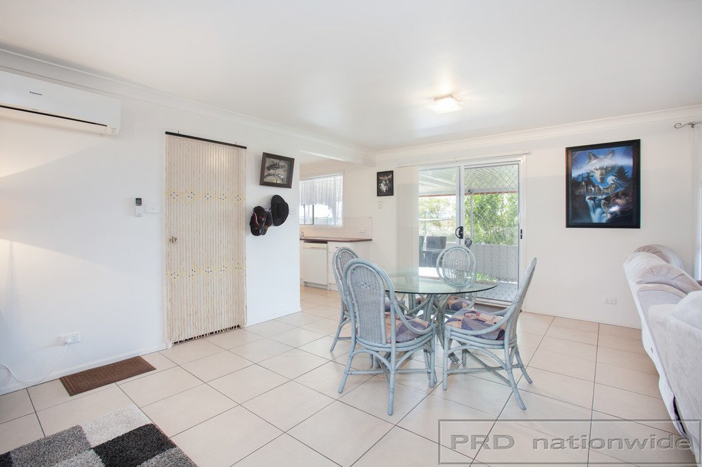 28 Carroll Ave  RUTHERFORD 13
