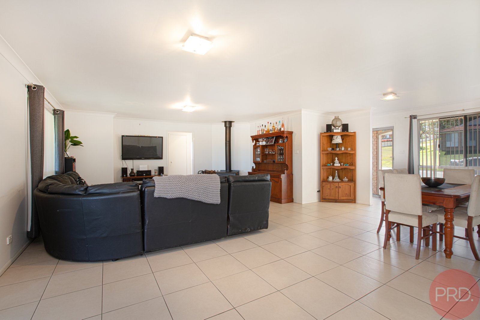 28 Carroll Avenue RUTHERFORD 6