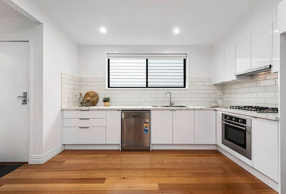 Real Estate and Property in 28 Cedar Street, Caulfield South, VIC