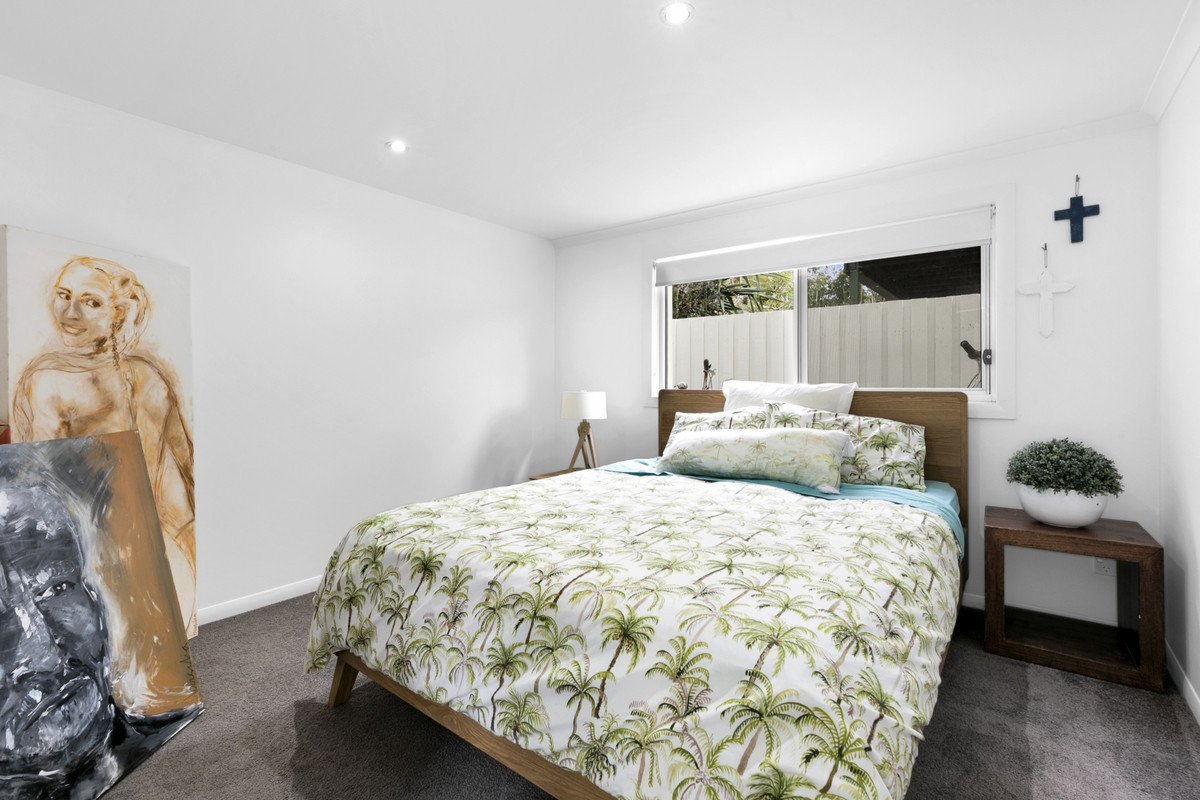 28 Chainey Avenue MIAMI 12