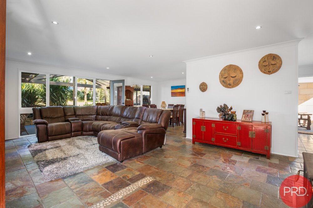 28 Chidley Crescent METFORD 3