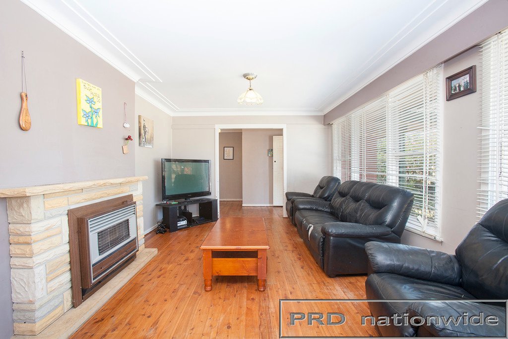 28 Compton Street RUTHERFORD 3