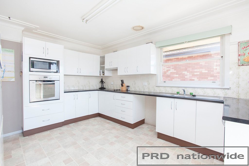 28 Compton Street RUTHERFORD 6