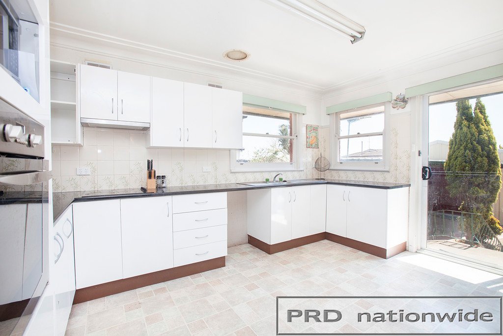 28 Compton Street RUTHERFORD 7