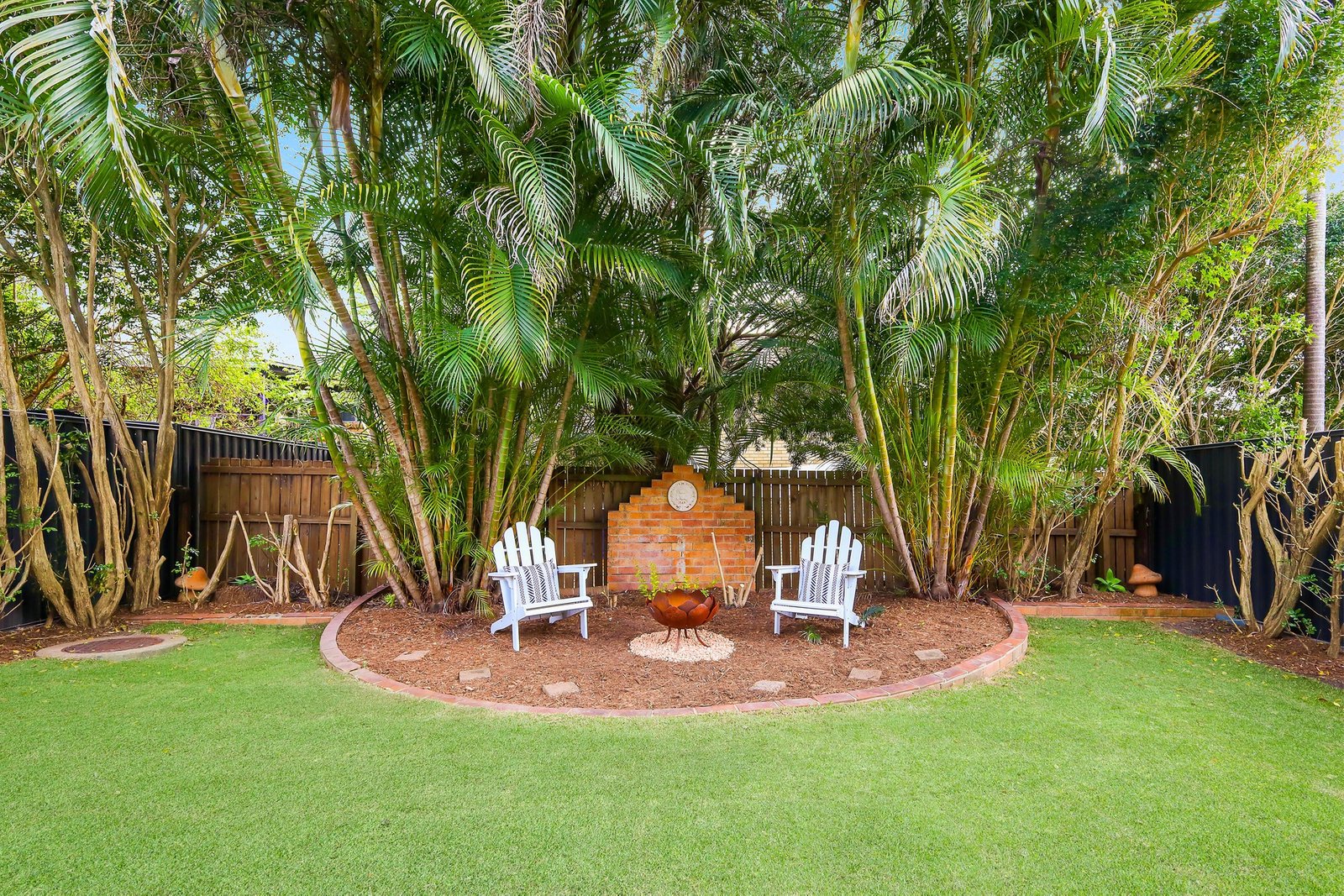 2/8 Corunna Crescent ASHMORE 2