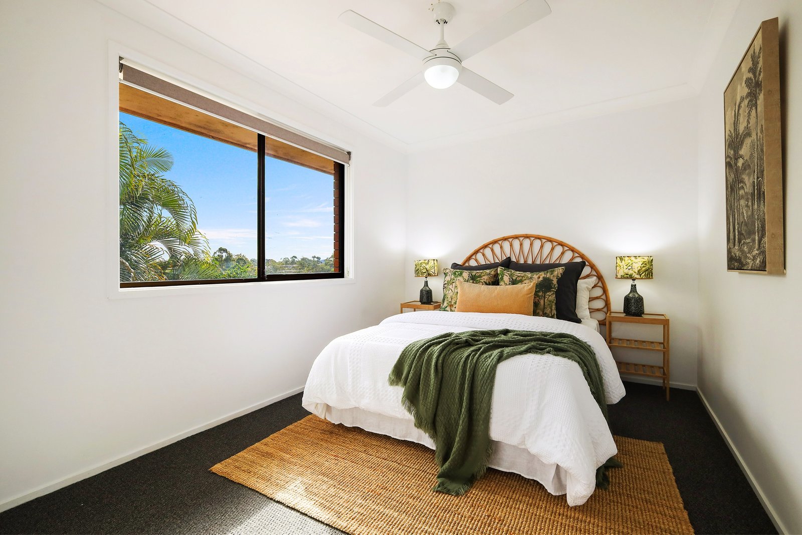 2/8 Corunna Crescent ASHMORE 9