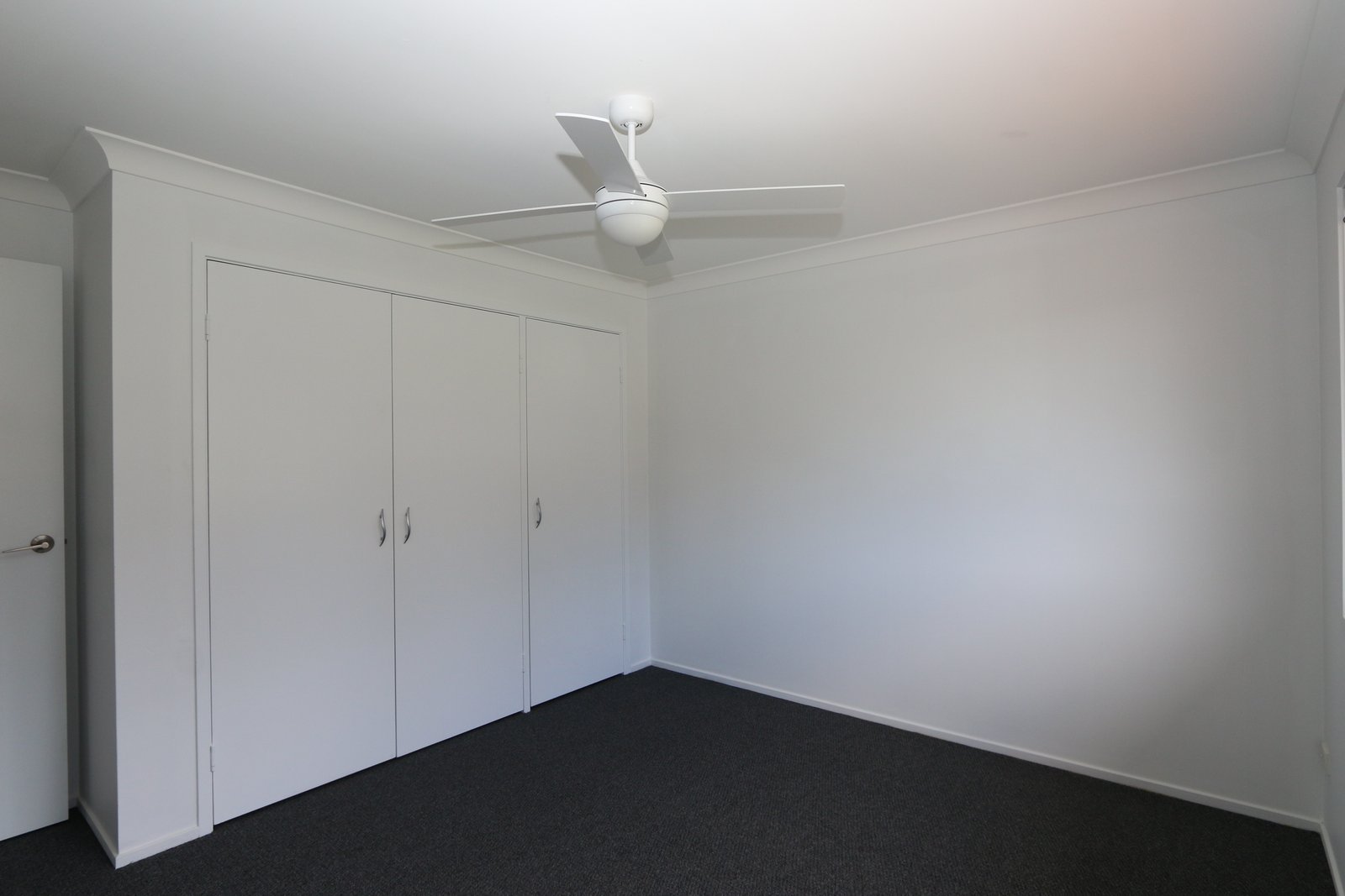 2/8 Corunna Crescent ASHMORE 4