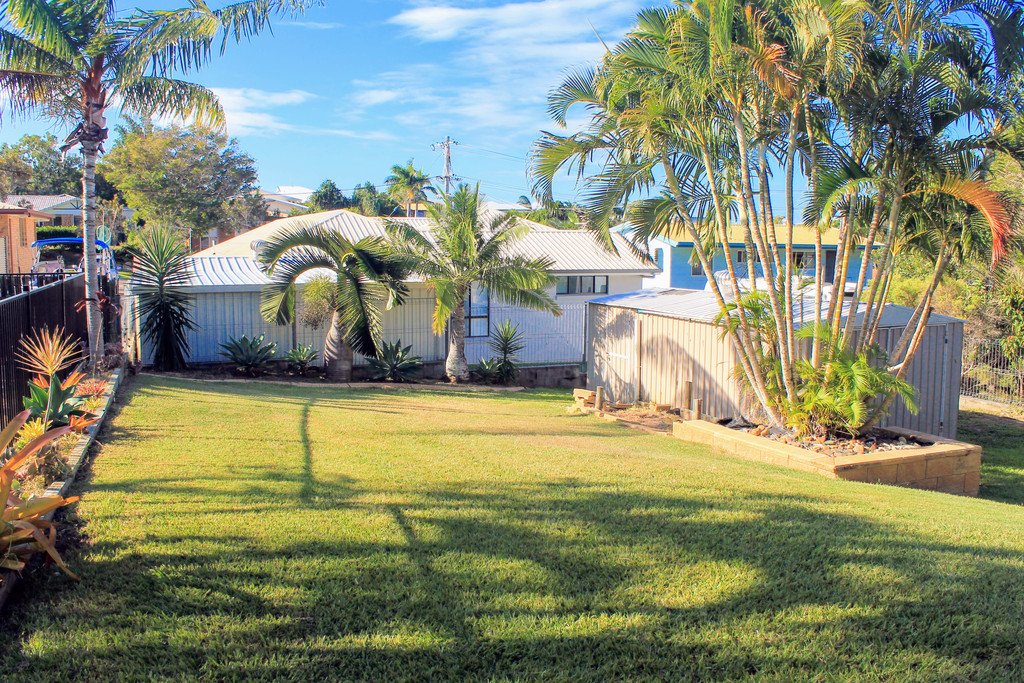 28 Crest Avenue BOYNE ISLAND 13