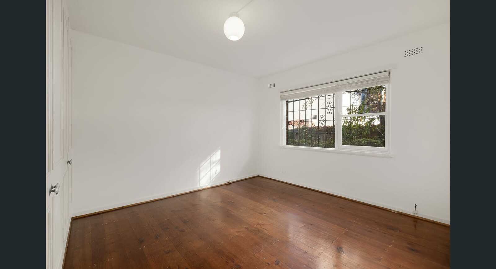 2/8 Cromwell Road, South Yarra, 3141