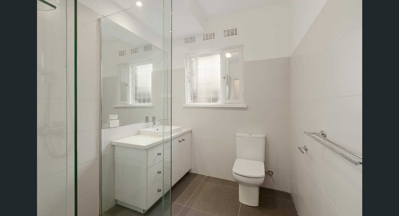 2/8 Cromwell Road, South Yarra, 3141