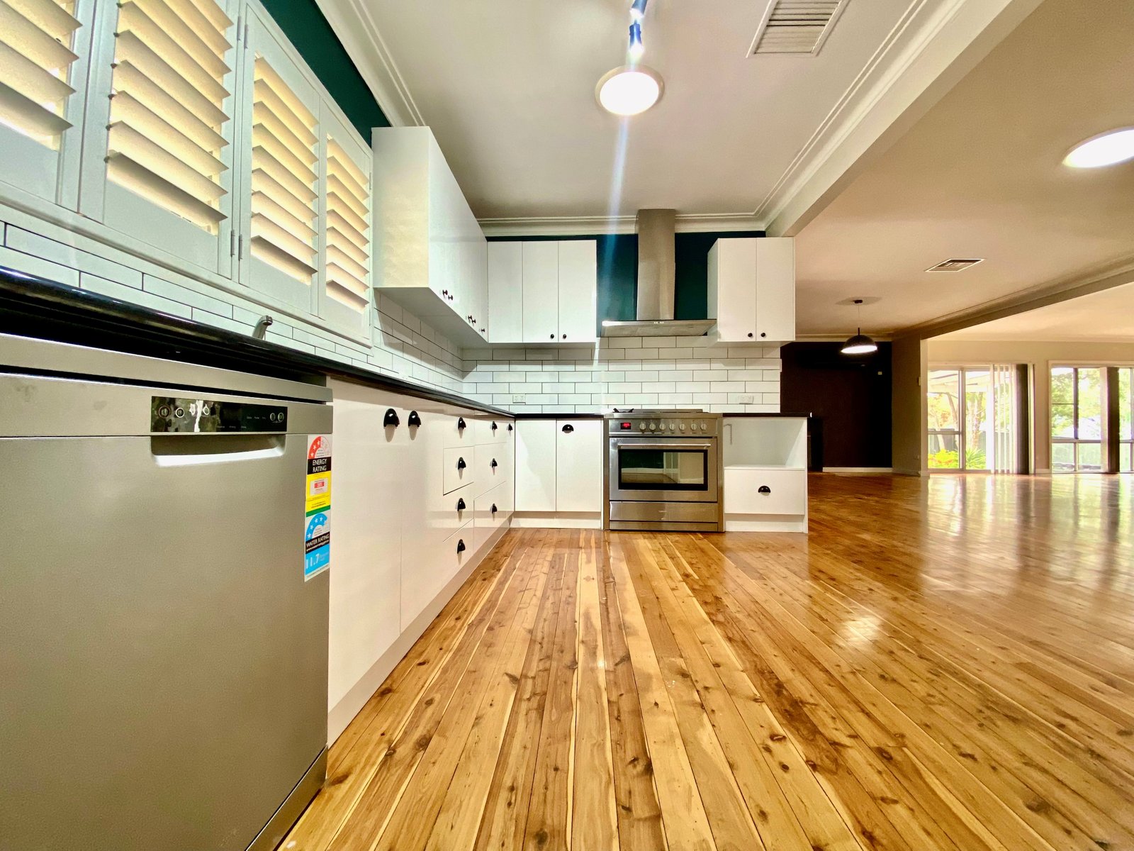 28 Darrell Road CALALA 6