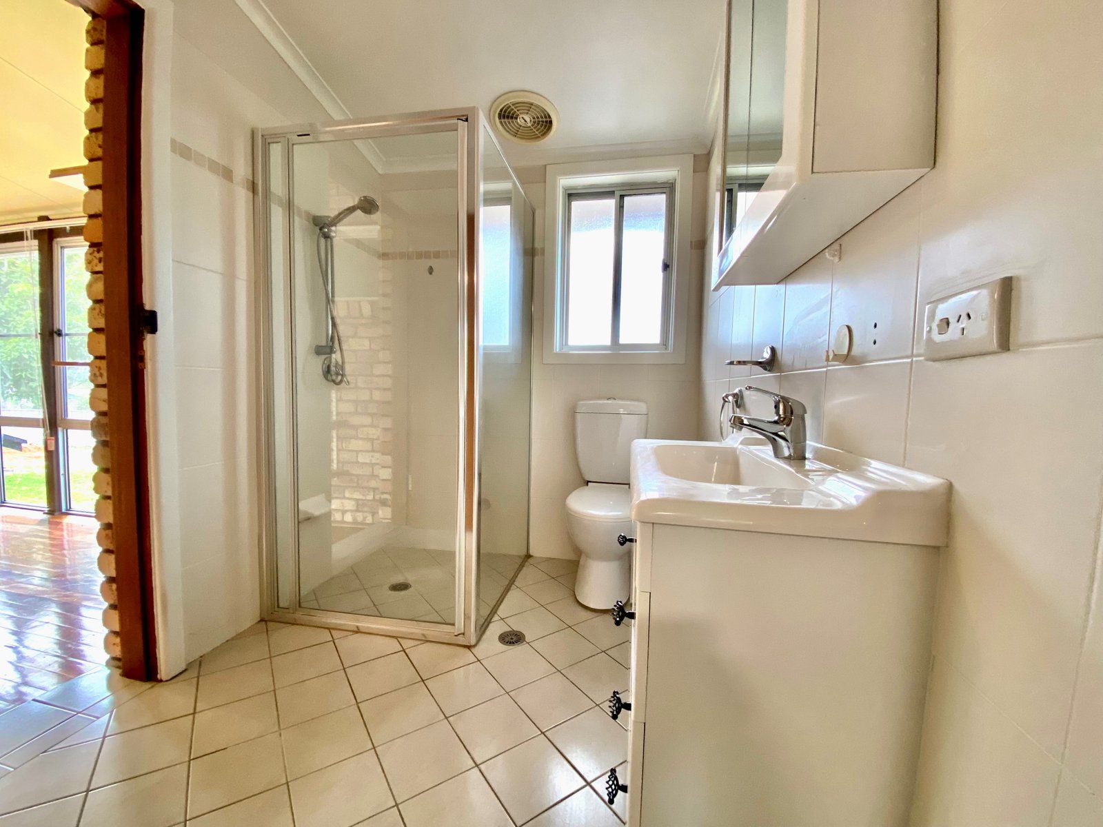 28 Darrell Road CALALA 8