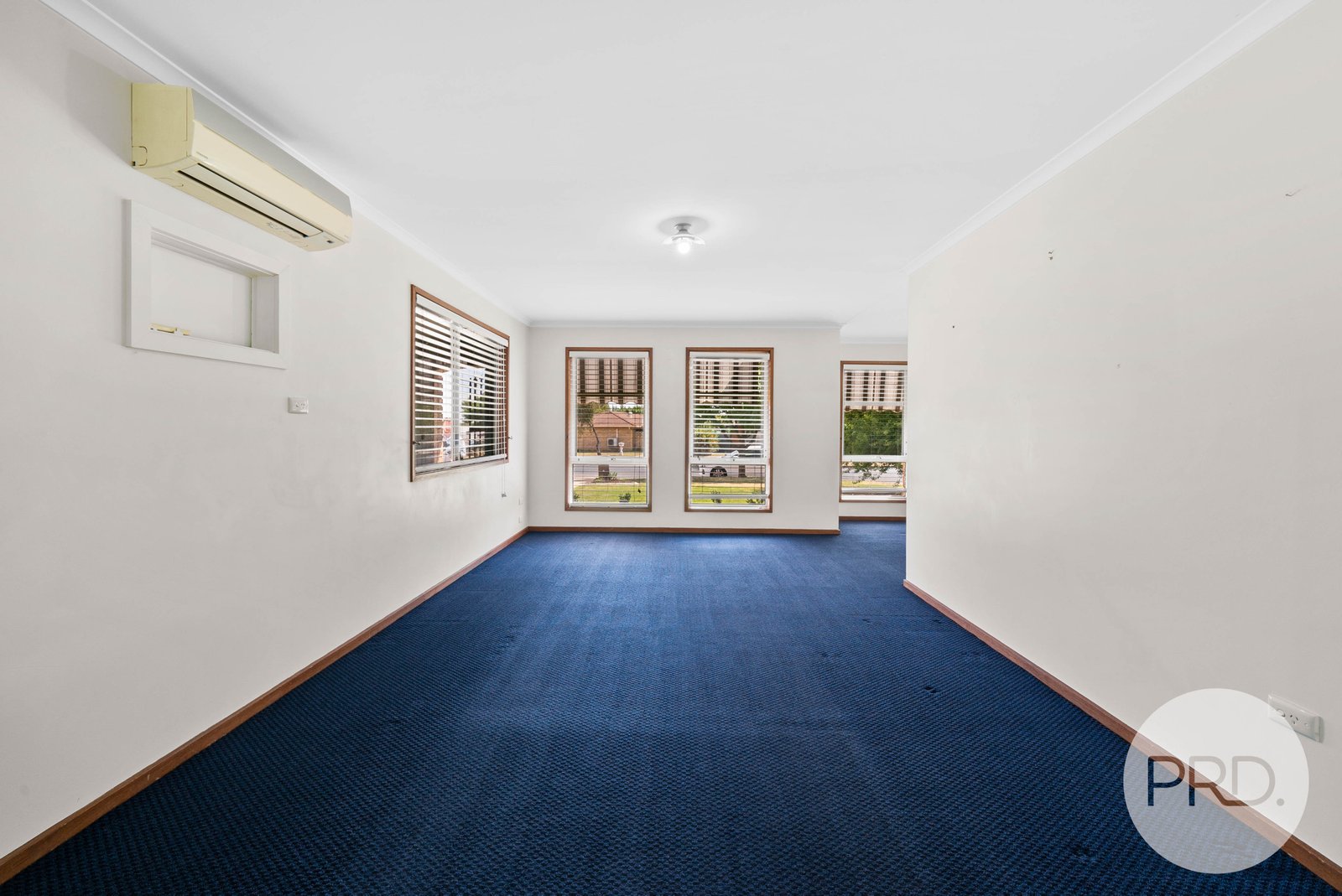 28 Darri Street GLENFIELD PARK 2
