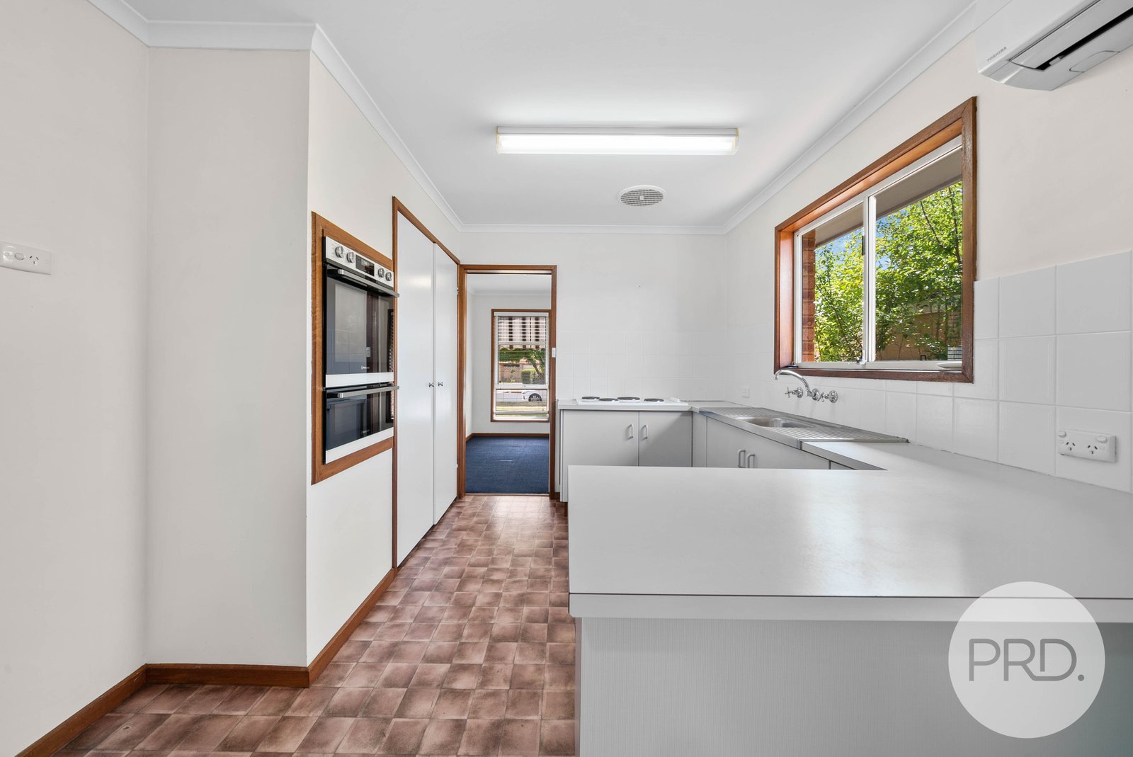 28 Darri Street GLENFIELD PARK 4